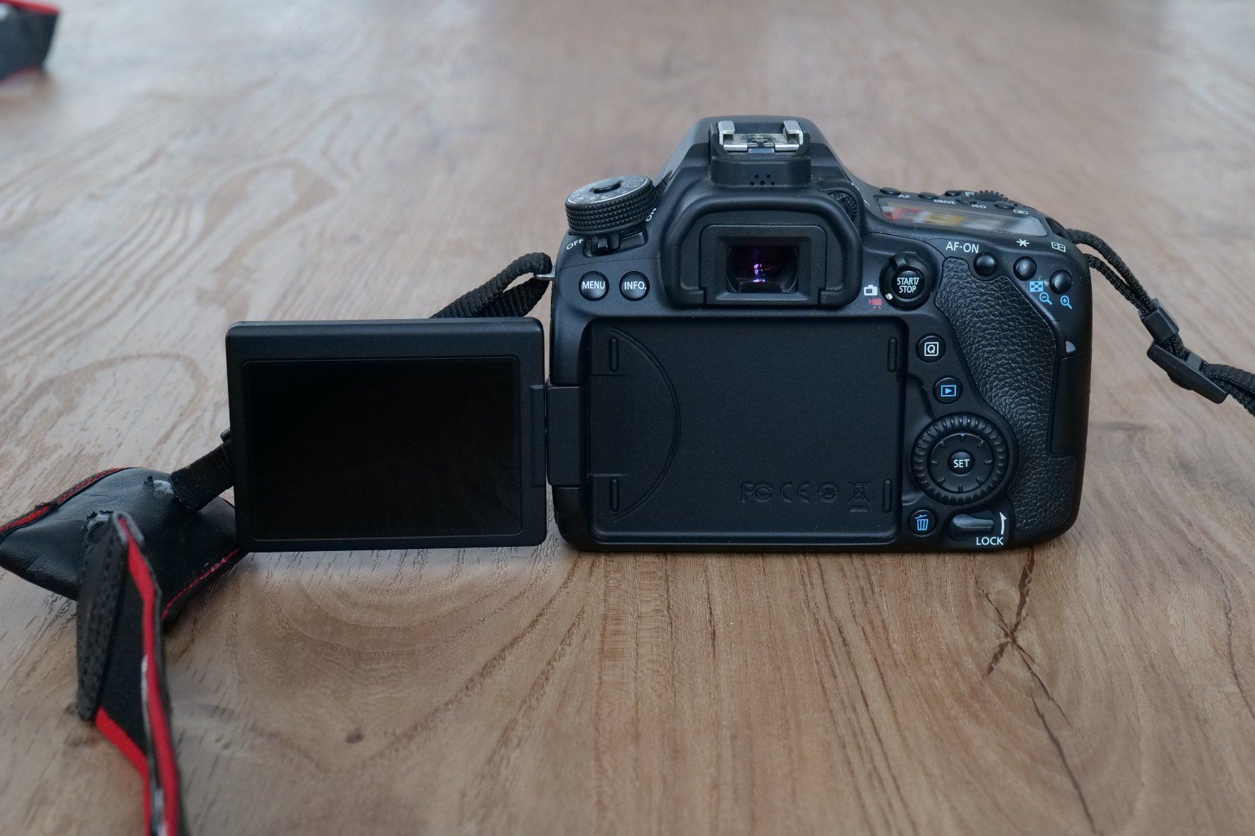 Canon Fotocamera: Canon EOS 80D mit Zubehör und top Objektiv – Usato da Unterkulm venduto da nmz 3
