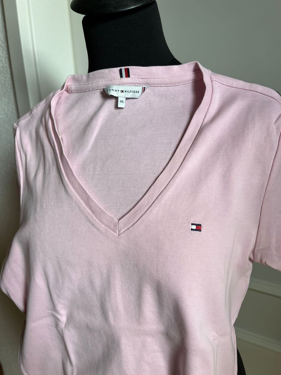 Tommy Hilfiger T-Shirts: T-Shirt von Tommy Hilfiger – Gebraucht aus Thun von mir_8tjd 1