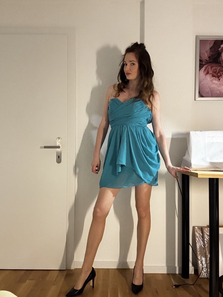 Robes: Kleid – Neuf (Voir description) à Bauma par duj_9dsw 3