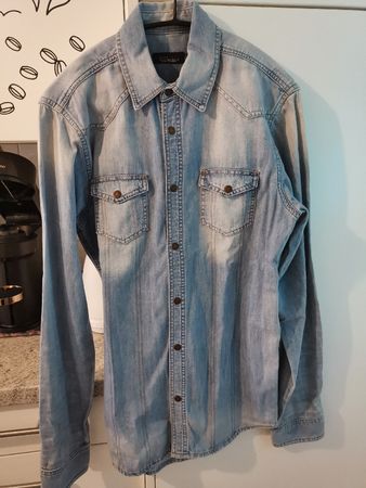 Zara Man Jeanshemd, Gr. M, hellblau
