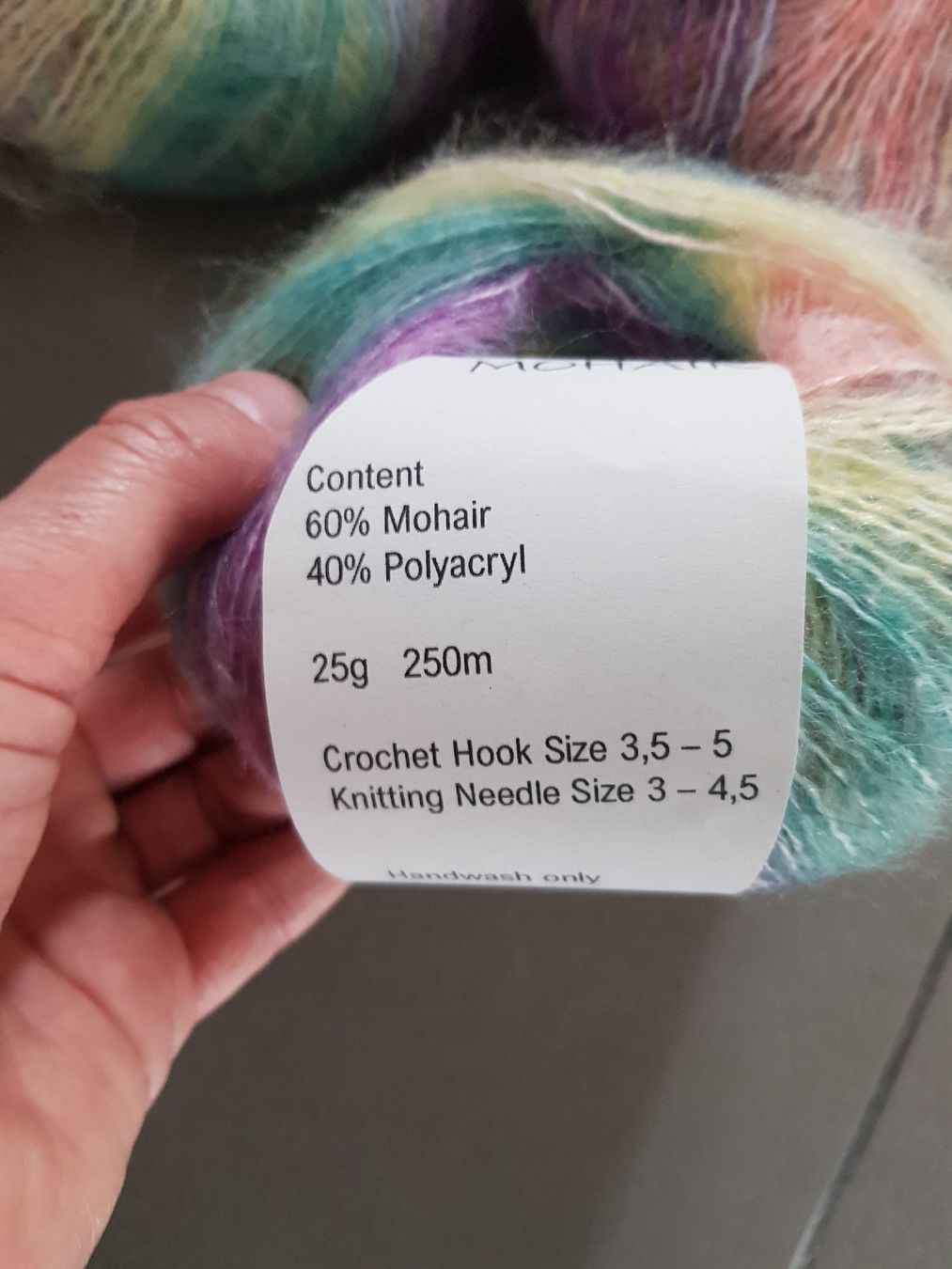 Lana: 10 x 25 Gramm Mohair 60% Polyacryl 40% – Nuovo e nell'imballaggio originale da Frauenfeld venduto da Luna-Lia 1