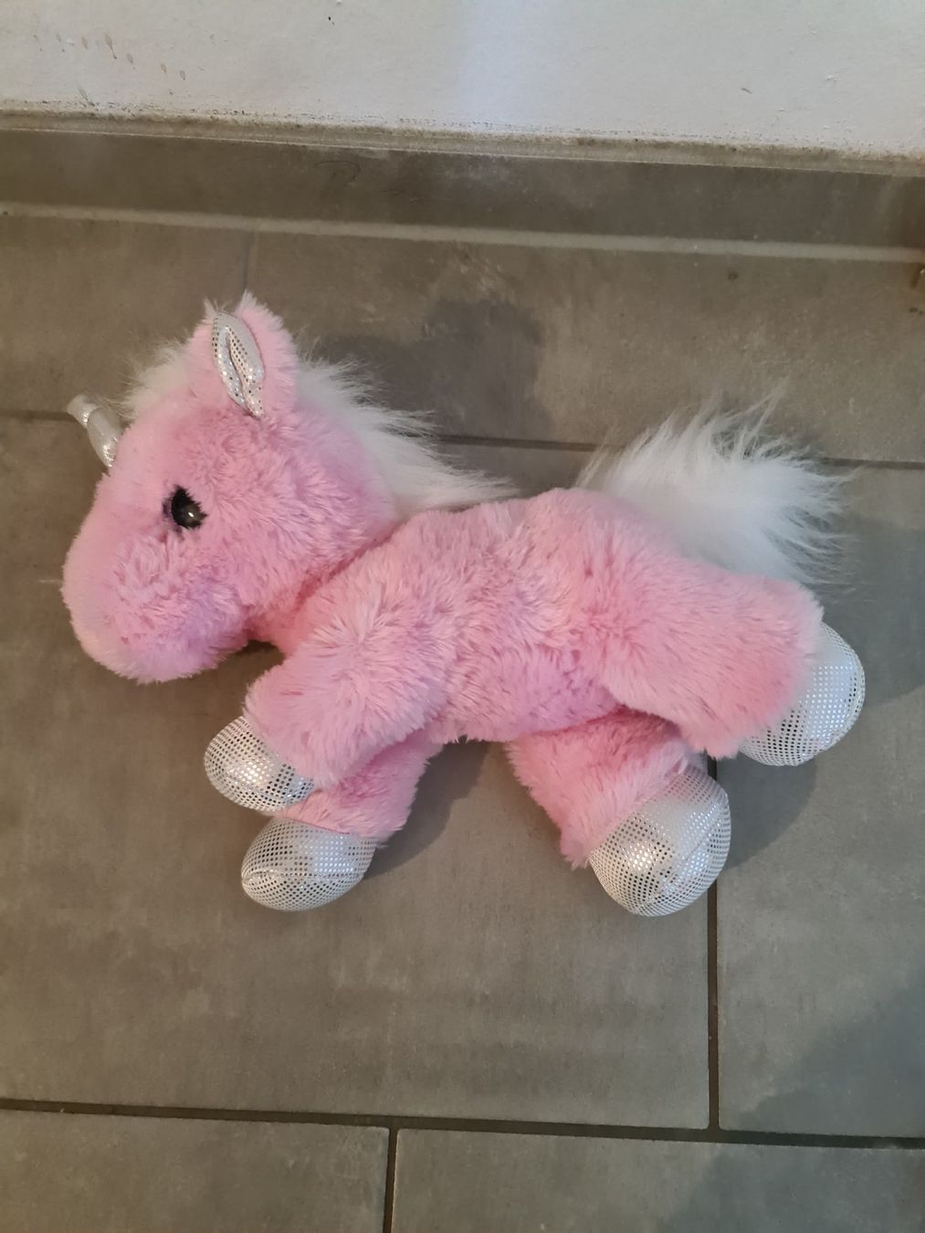 Giocattoli: Plüschtier Einhorn Top Zustand – Usato da Münsingen venduto da Ganjam 3