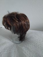 Perruque femme courte brun la marque  Michel