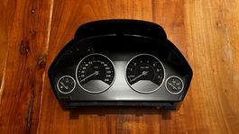 BMW F30 F31 Tacho wie Neu / Halbdigital