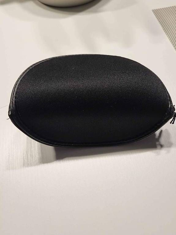 Autres vêtements & accessoires: Neu Armani Brillenetui – Neuf (Voir description) à Suhr par lul_87gh 2