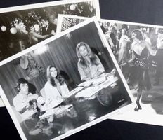 SEXY RAQUEL WELCH LOT OF 3 B&W 1970'S VINTAGE PRESS PHOTO