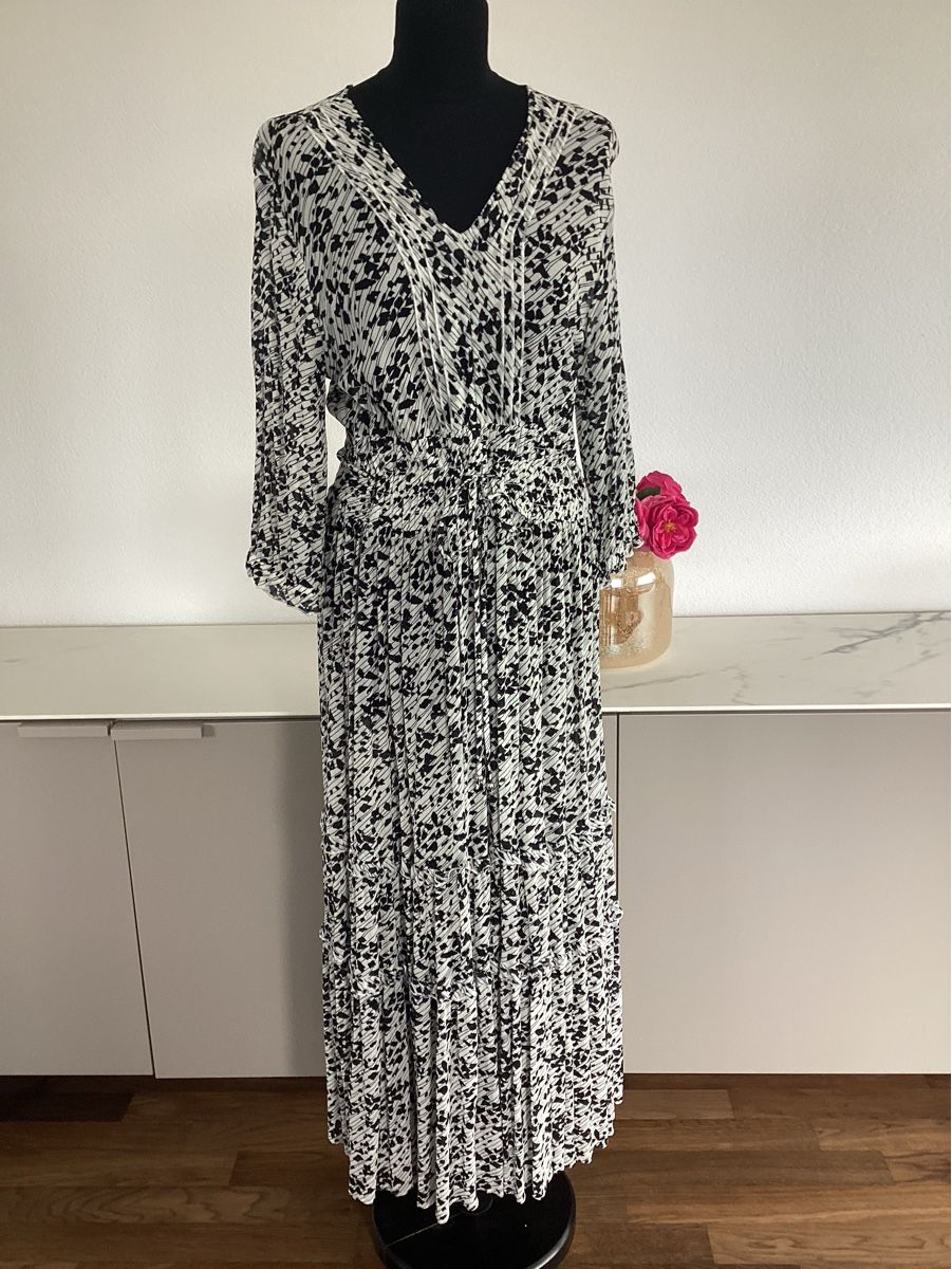 Hugo Boss Vestiti: HUGO BOSS ELEGANTES KLEID – Nuovo (secondo la descrizione) da Bargen BE venduto da Adi026