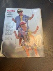 Zeitschriften & Magazine: burdhaheftli mit diversen schnittmustern kinder – Gebraucht aus Schwarzenberg LU von kindler007 3