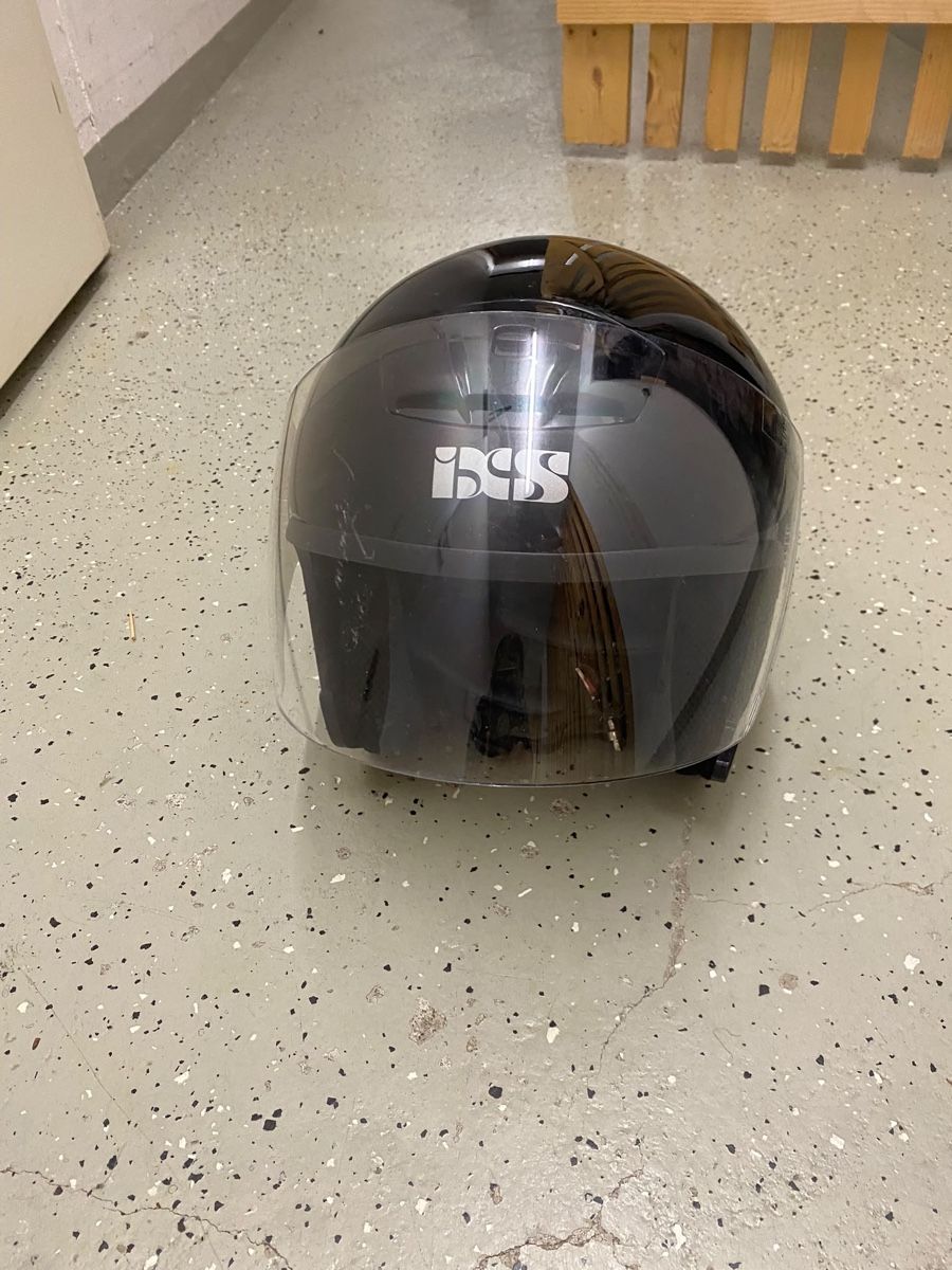 IXS Casques & visières: Motorradhelm IXS – D'occasion à Luzern par haydar.gzn