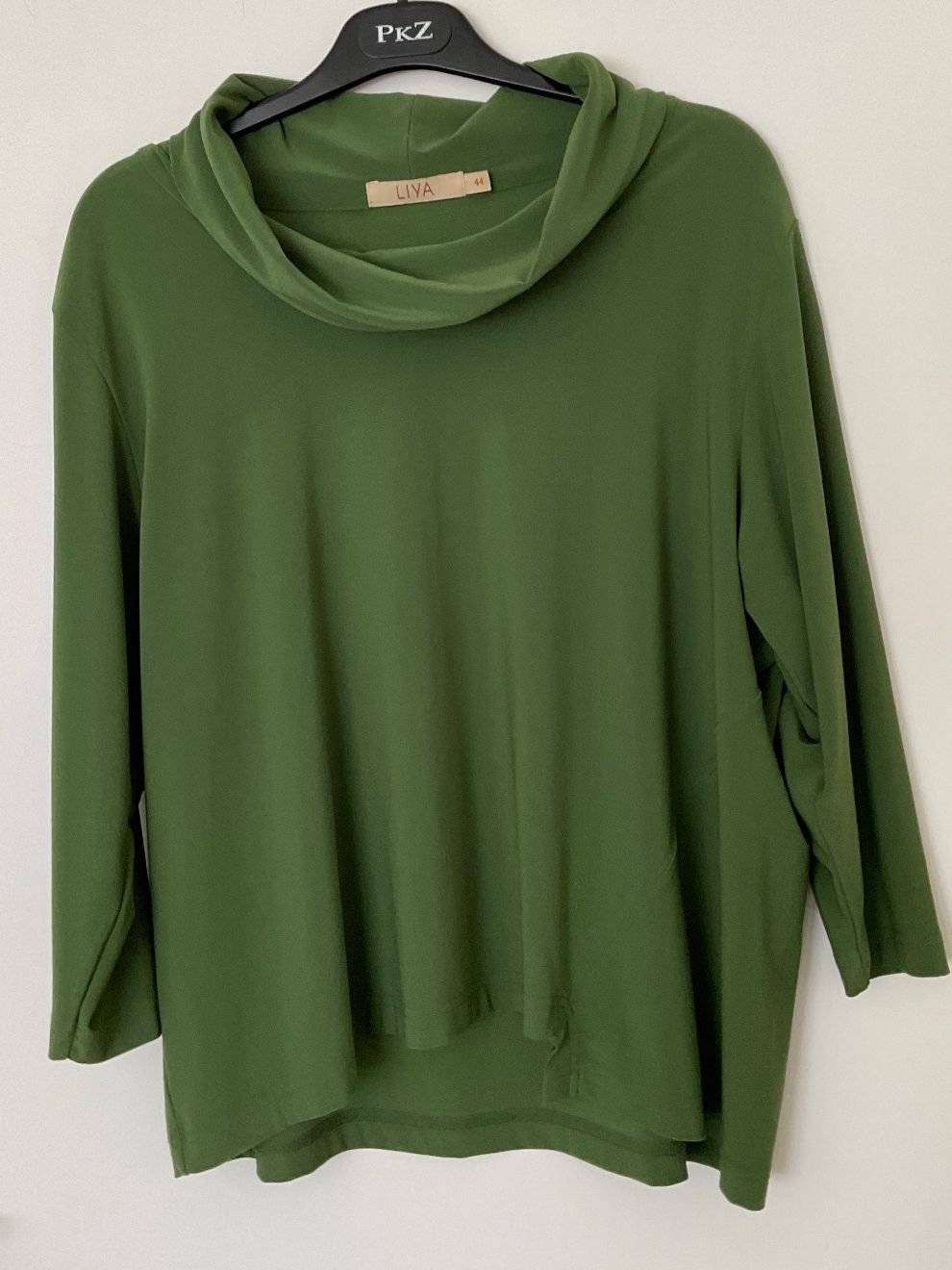 Maglioni & Felpe: LIYA Pullover Shirt Gr 44 grün – Usato da Urdorf venduto da alda02
