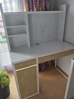 Ikea Schreibtisch Micke mit Aufsatz