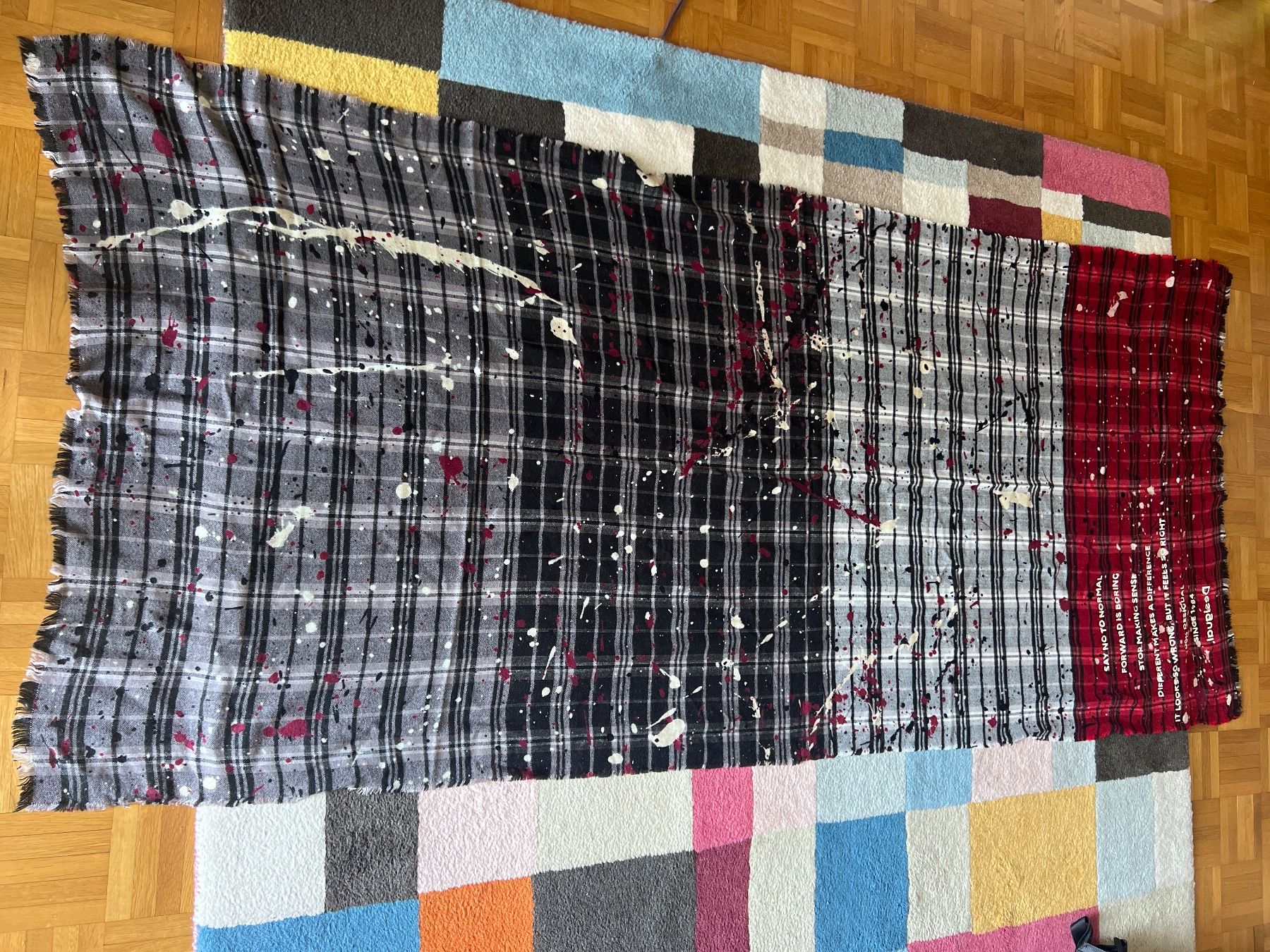 Desigual Foulard & Sciarpe: Schal Desigual – Usato da Winterthur venduto da britsi
