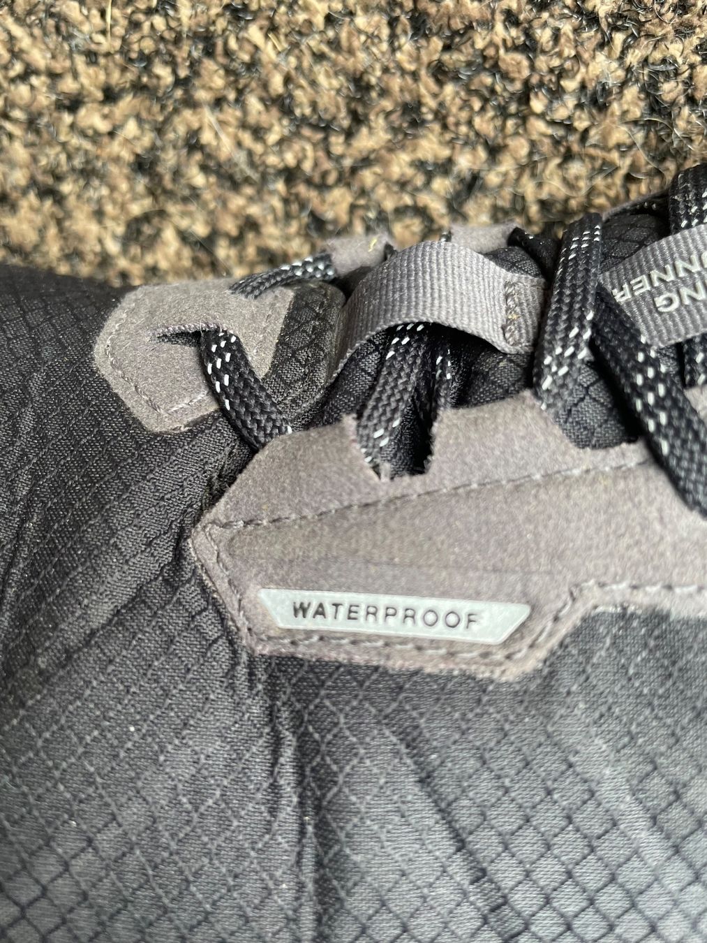 Scarpe da uomo: On Cloudrunner Waterproof  Laufschuhe, Gr. 39 – Usato da Schwarzenburg venduto da Doodee 5