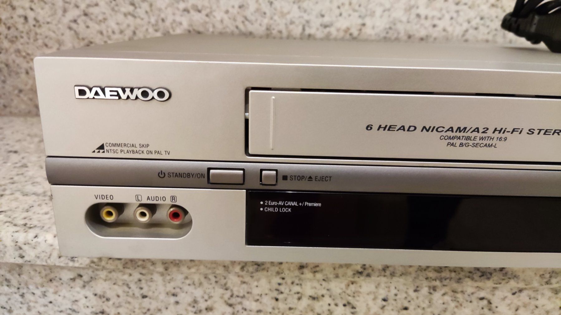 Daewoo Aufnahmegeräte: VHS-Videorecorder ST883S - DAEWOO ✅ – Gebraucht aus Schongau von Retro_Shop 2