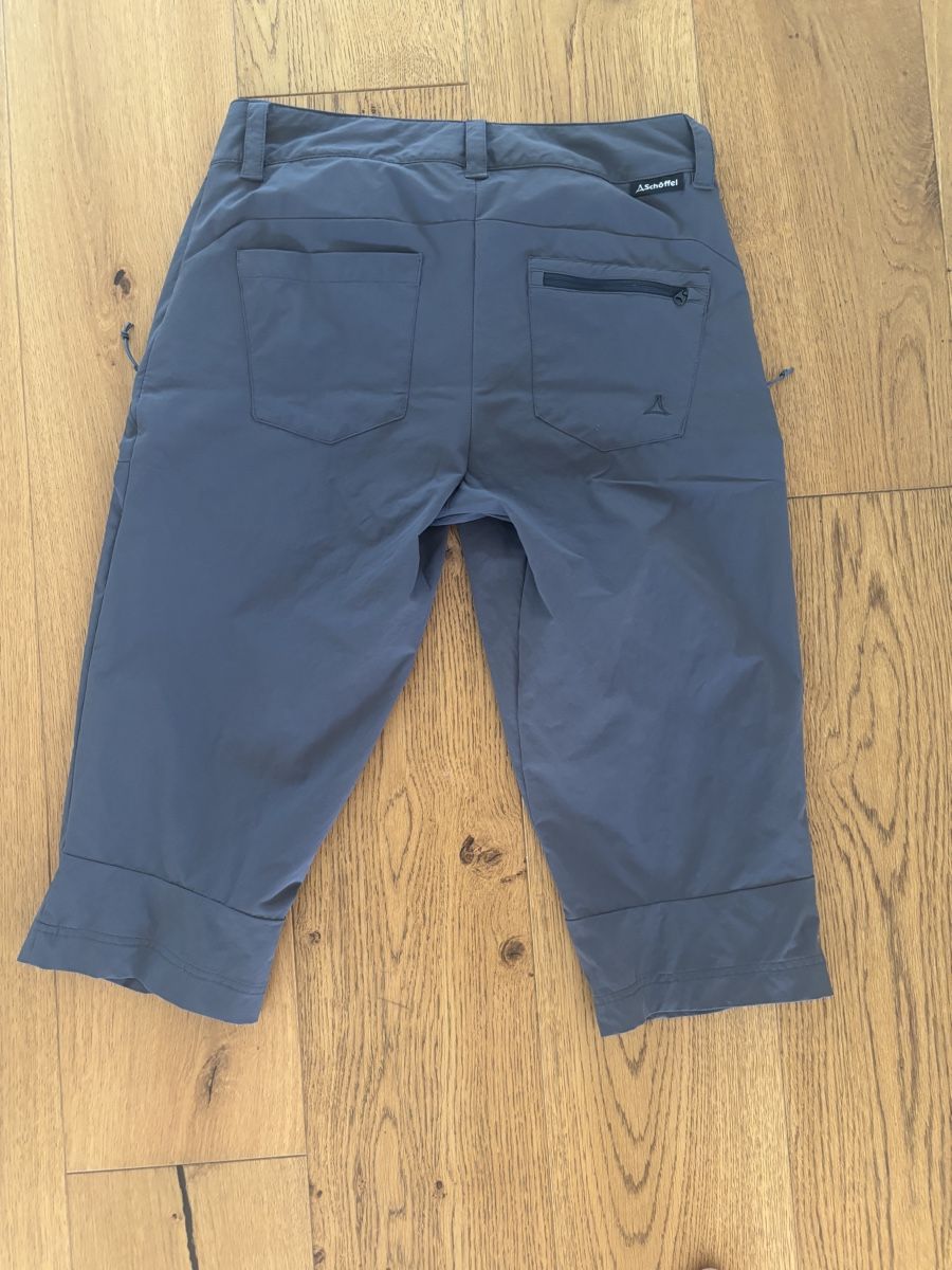 Schoeffel Pantaloni: Schöffel kurze Wanderhose Grösse 36 Damen – Usato da Grosswangen venduto da Sunnyday35 1