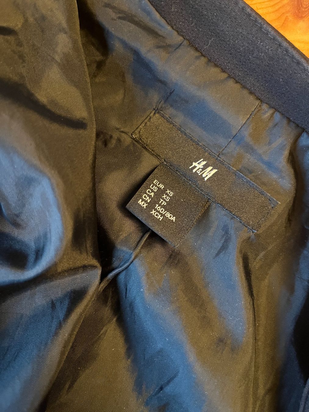 H&M Giacche: Light black jacket – Usato da Winterthur venduto da L.K.I. 2