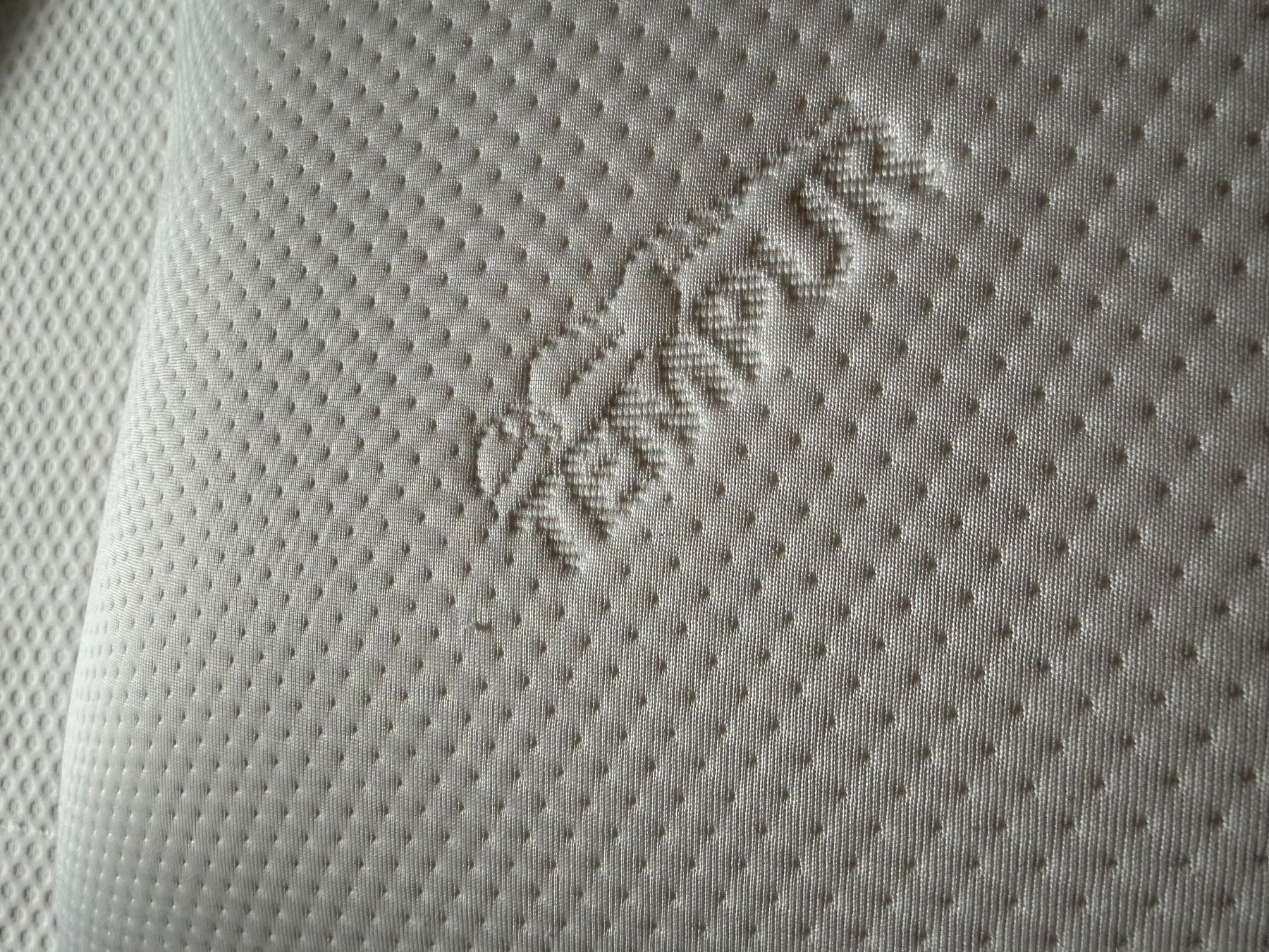Tempur Cuscini: Oreiller TEMPUR Symphony taille L -  63x43x14cm – Usato da Kloten venduto da Mumiiin 5