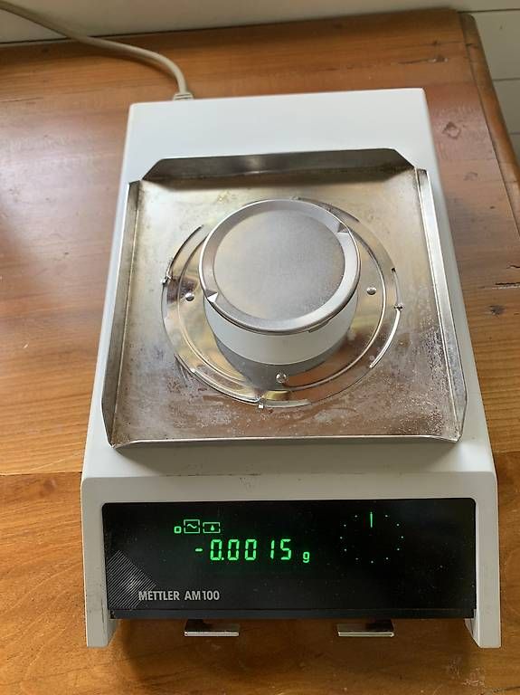 Laborzubehör: Lot de balances Mettler – Gebraucht aus Delémont von Cannonus 1