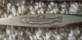 Fischbesteck mit Fischmuster