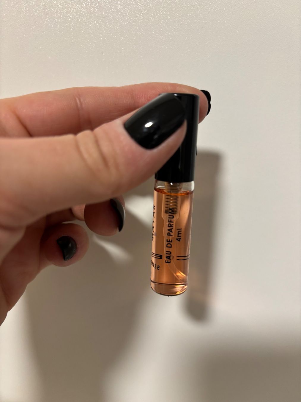 Lattafa Profumi & Eau de Toilette: Lattafa Mayar Cherry Intense EDP 4ml., Neu – Nuovo e nell'imballaggio originale da Zürich venduto da deruja 1