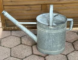 Giesskanne Spritzkanne Deko Blumen Garten