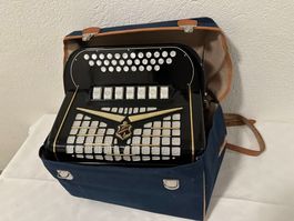 Akkordeon Hohner Norma IV C-F mit Tasche - Top Zustand!