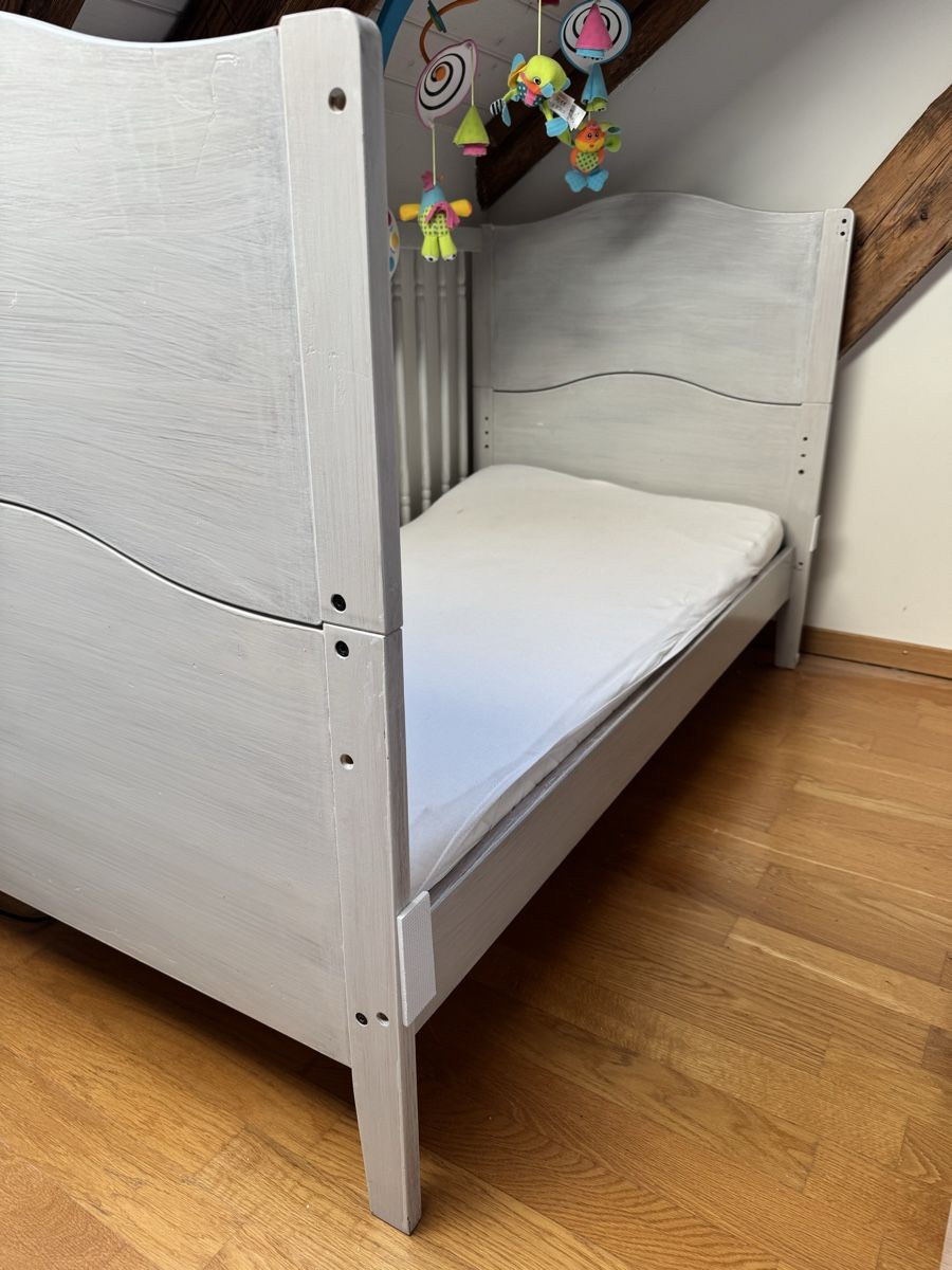 Letti: Cleveres Kinderbett 70x140cm, hellgrau – Usato da Oberrieden venduto da Anirahtak