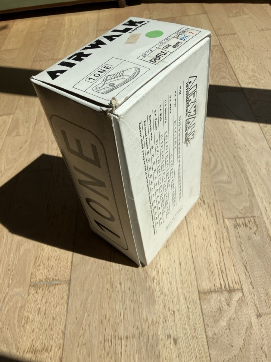 Scarpe da uomo: Verpackung Airwalk 1ONE – Usato da Zürich venduto da Benksy 2