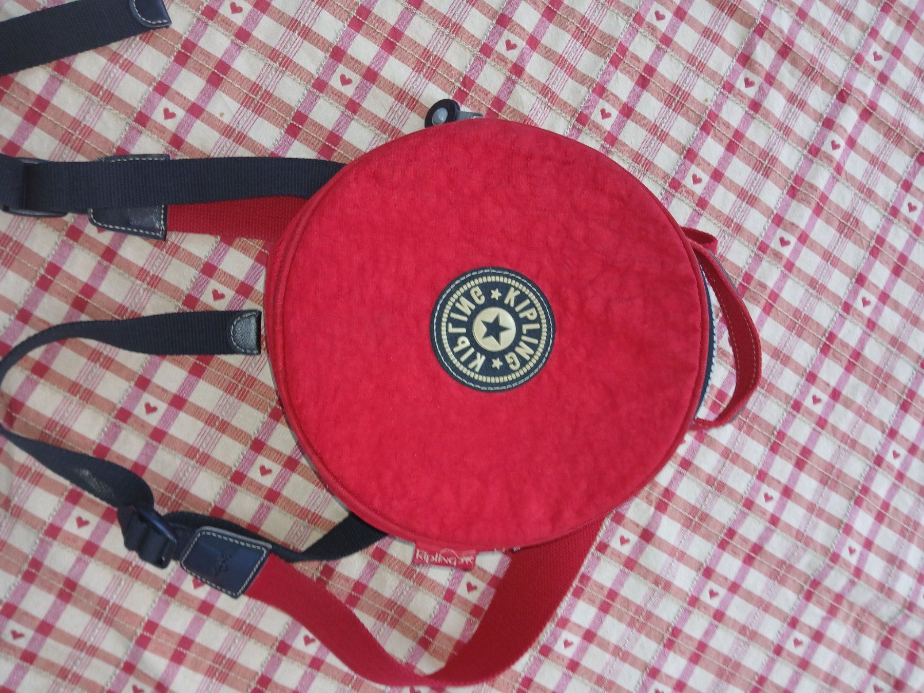 Kipling Zaini: Sac à dos rond rouge Kipling – Usato da Fregiécourt venduto da Triton_bleu 4