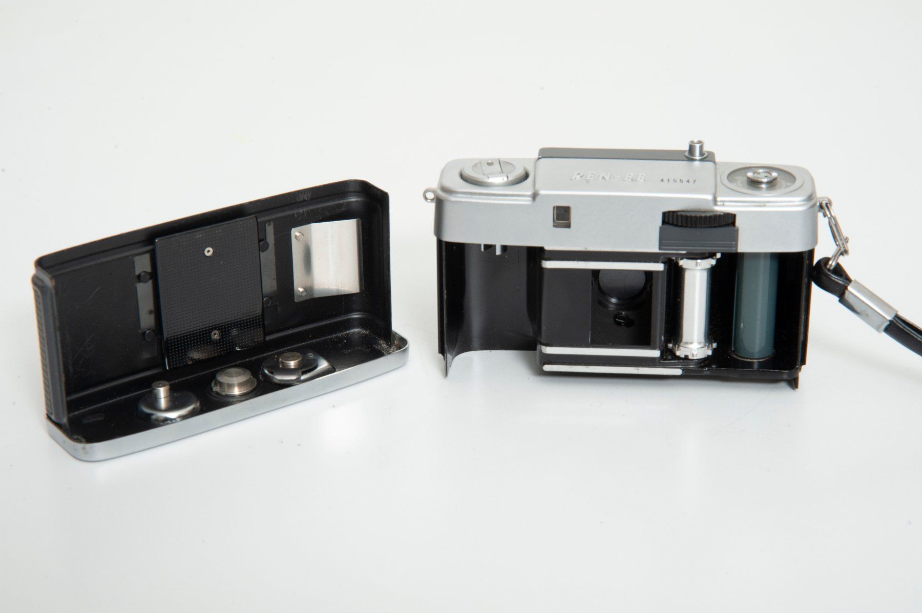 Olympus Kamera: Olympus PEN-EE – Gebraucht aus Lausanne von Phlox02 5