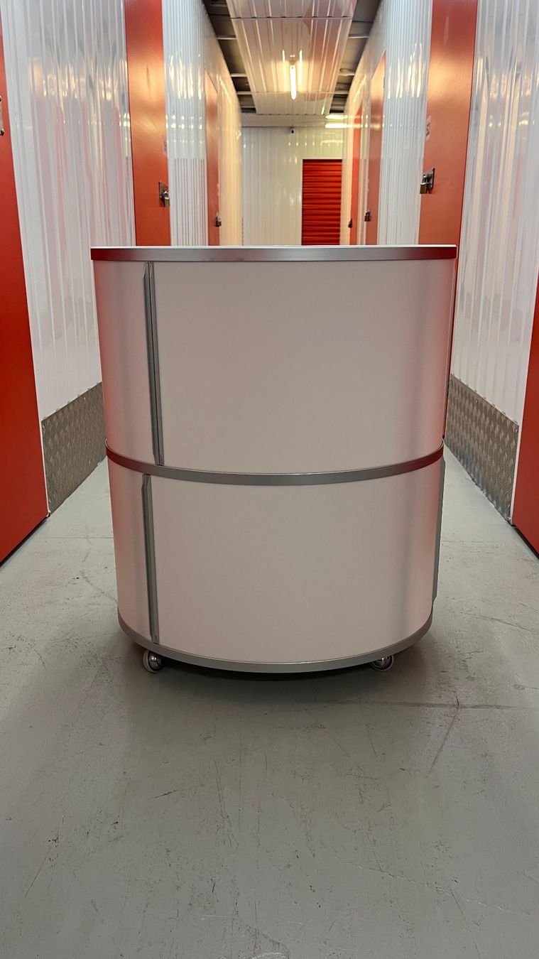 Banconi: Designer-Rollmöbel ´Wogg Ellipsetower´ – Usato da Bern venduto da Amoebe016