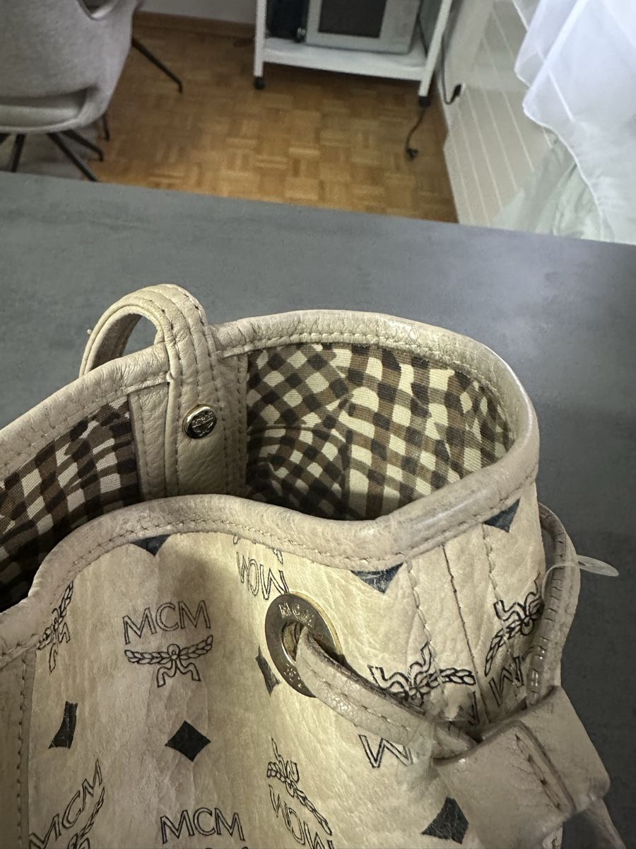 Mcm Sacs femmes: Original MCM Shopper Beige Medium mit Clutch – D'occasion à St. Gallen par Kosa97 6