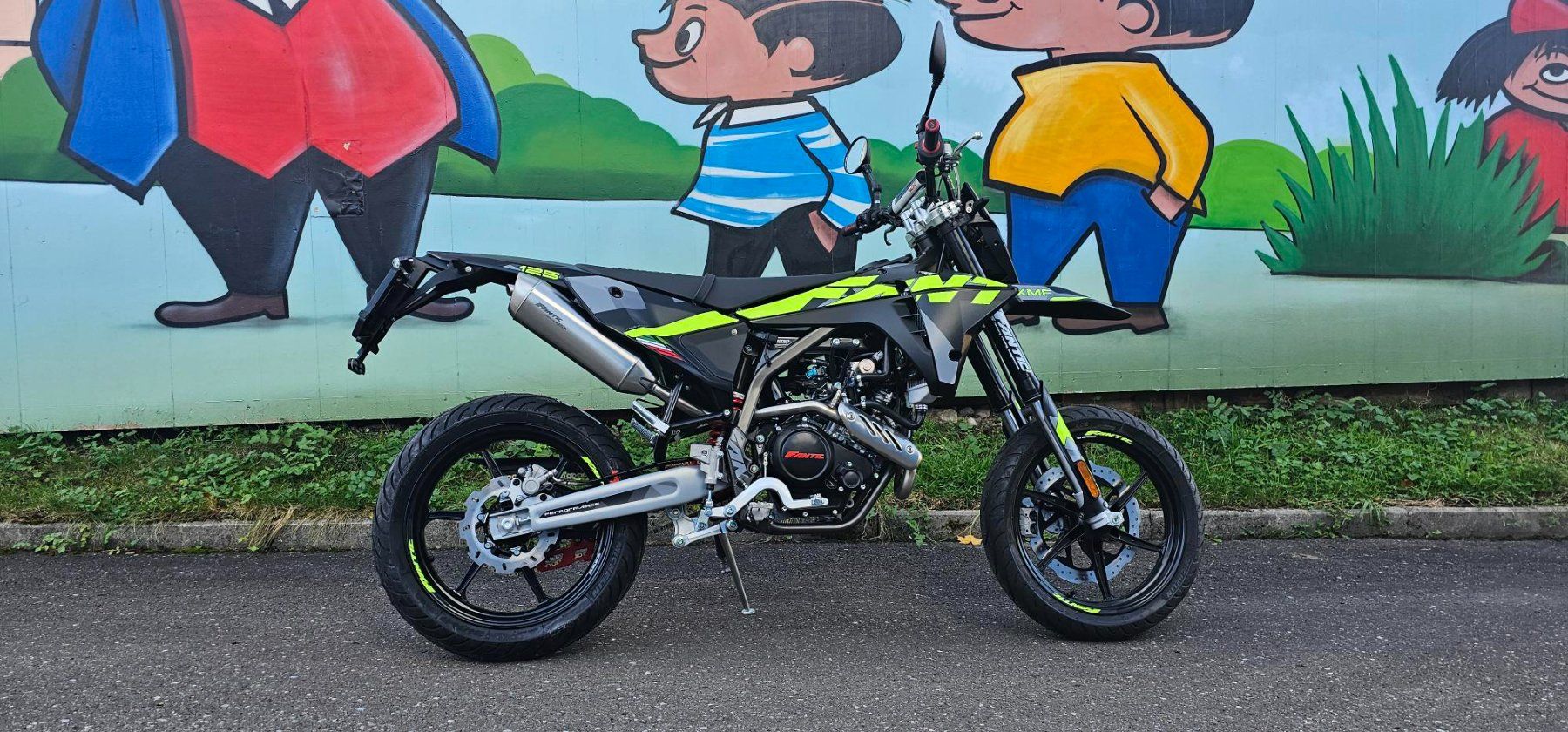 Fantic Strada: Fantic XMF 125 Performance – Nuovo (secondo la descrizione) da Goldau venduto da Ktmuze 4
