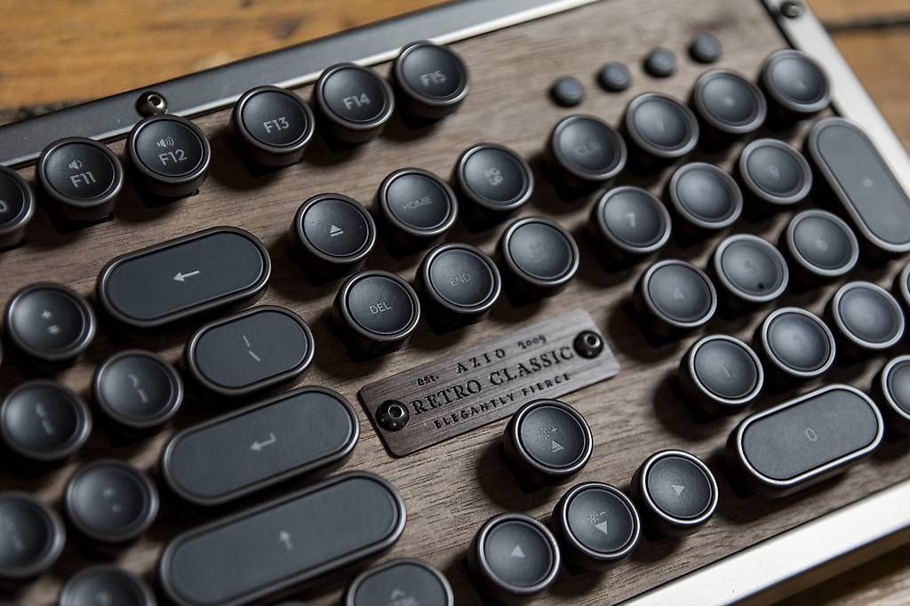 Tastiere: Azio Classic Keyboard & Maus – Usato da Adliswil venduto da lul_5h6f 1
