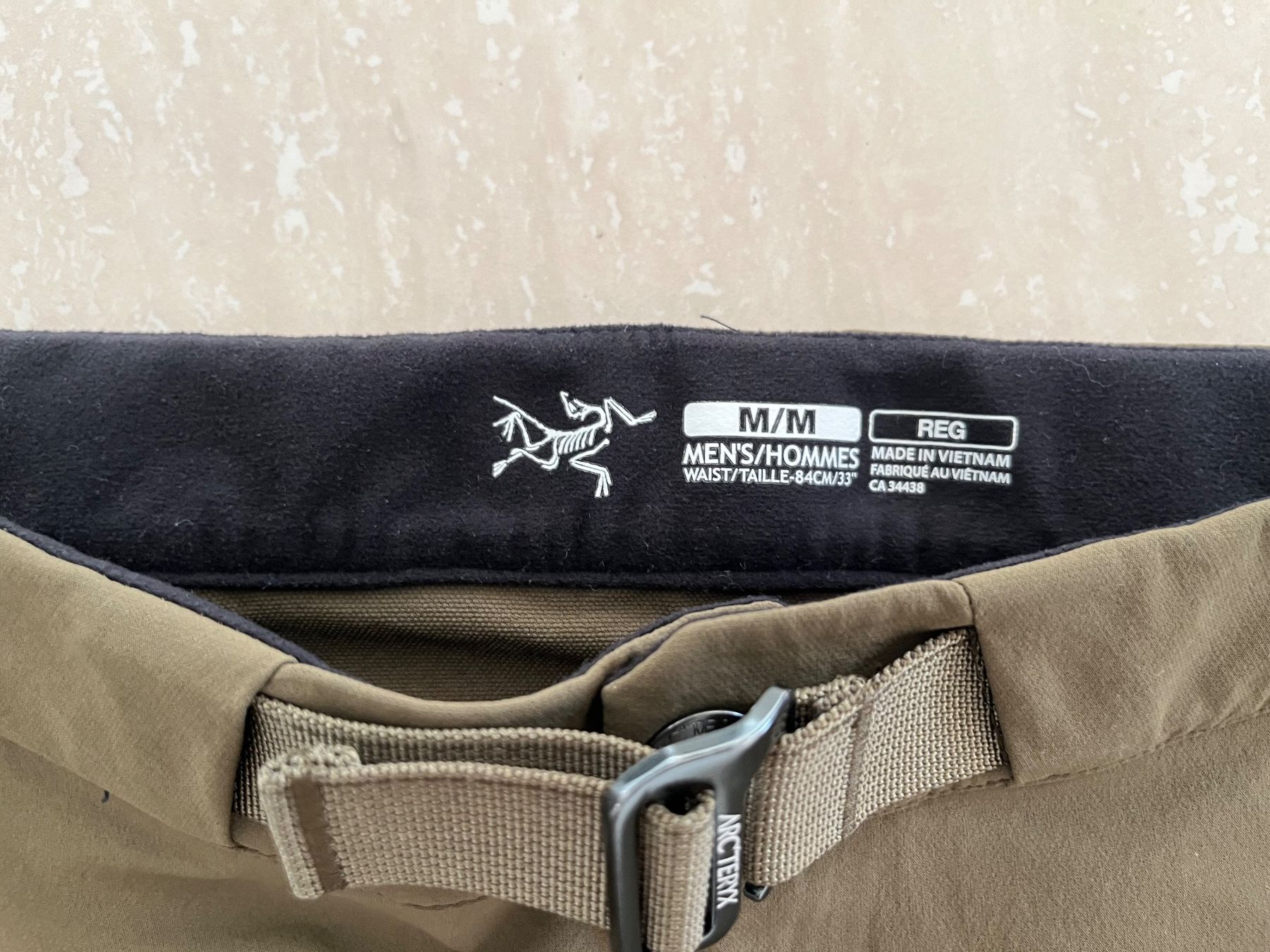 Arcteryx Pantaloni: Arcteryx Gamma LT Short – Nuovo (secondo la descrizione) da Uitikon Waldegg venduto da CosimoVio 1