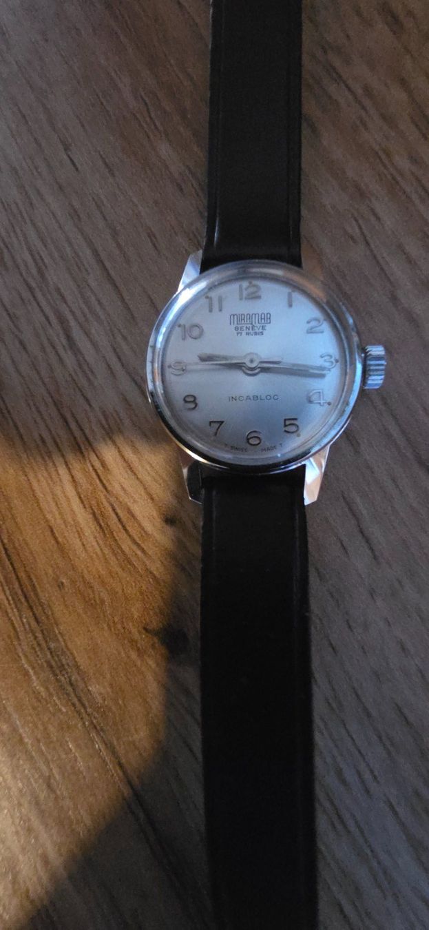 Orologi: Montre  " Miramar " – Usato da Moléson-s-Gruyères venduto da inf_8z6n