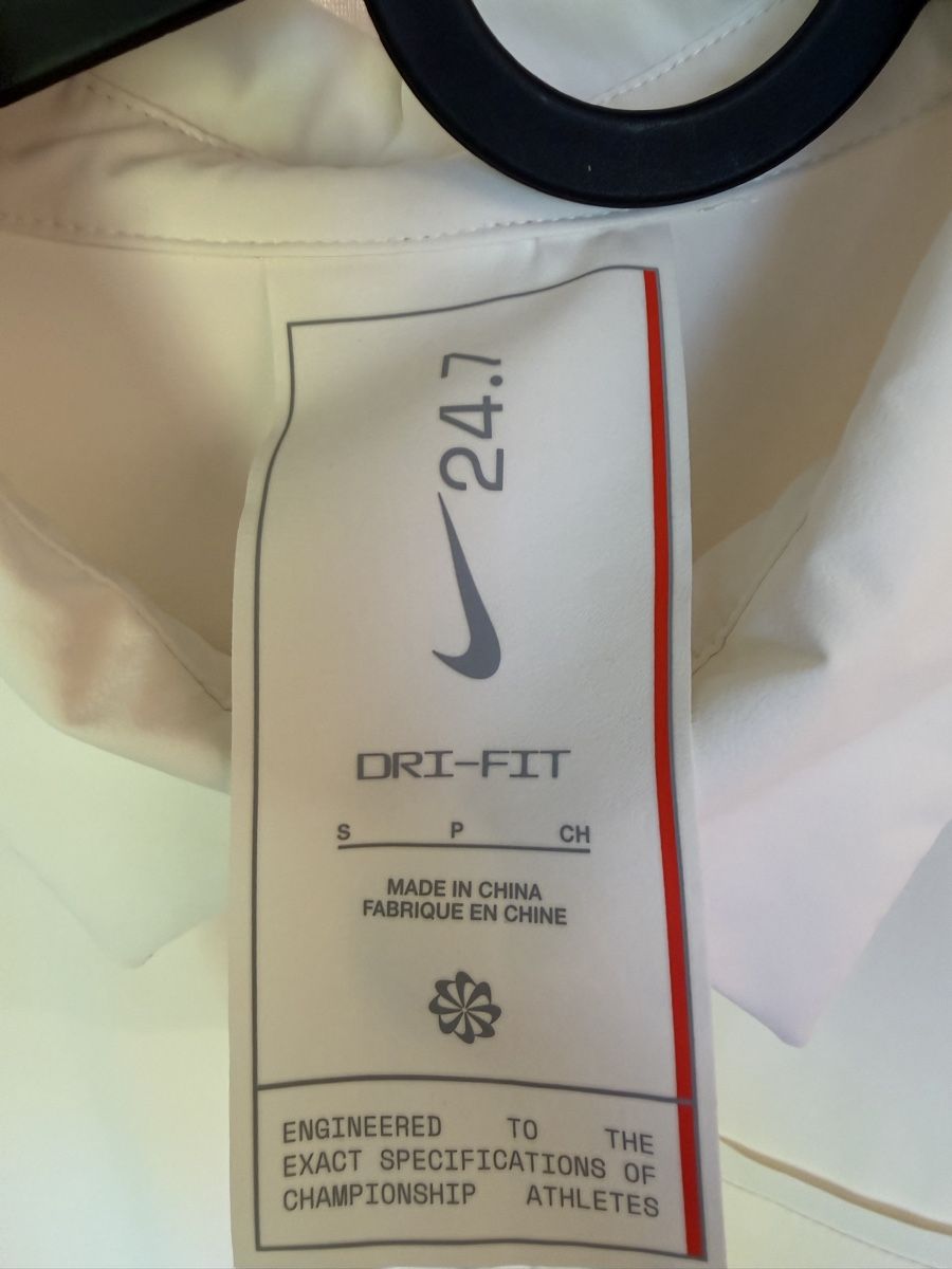 Camicette: Nike 24.7 Hemd ecru – Nuovo (secondo la descrizione) da Uetikon am See venduto da orchid77 2