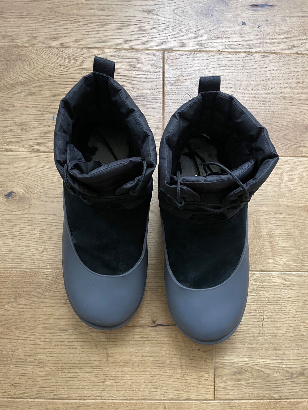 Ugg Scarpe da uomo: UGG 3M Thinsulate Boots – Usato da Genève venduto da Jos_p8c9