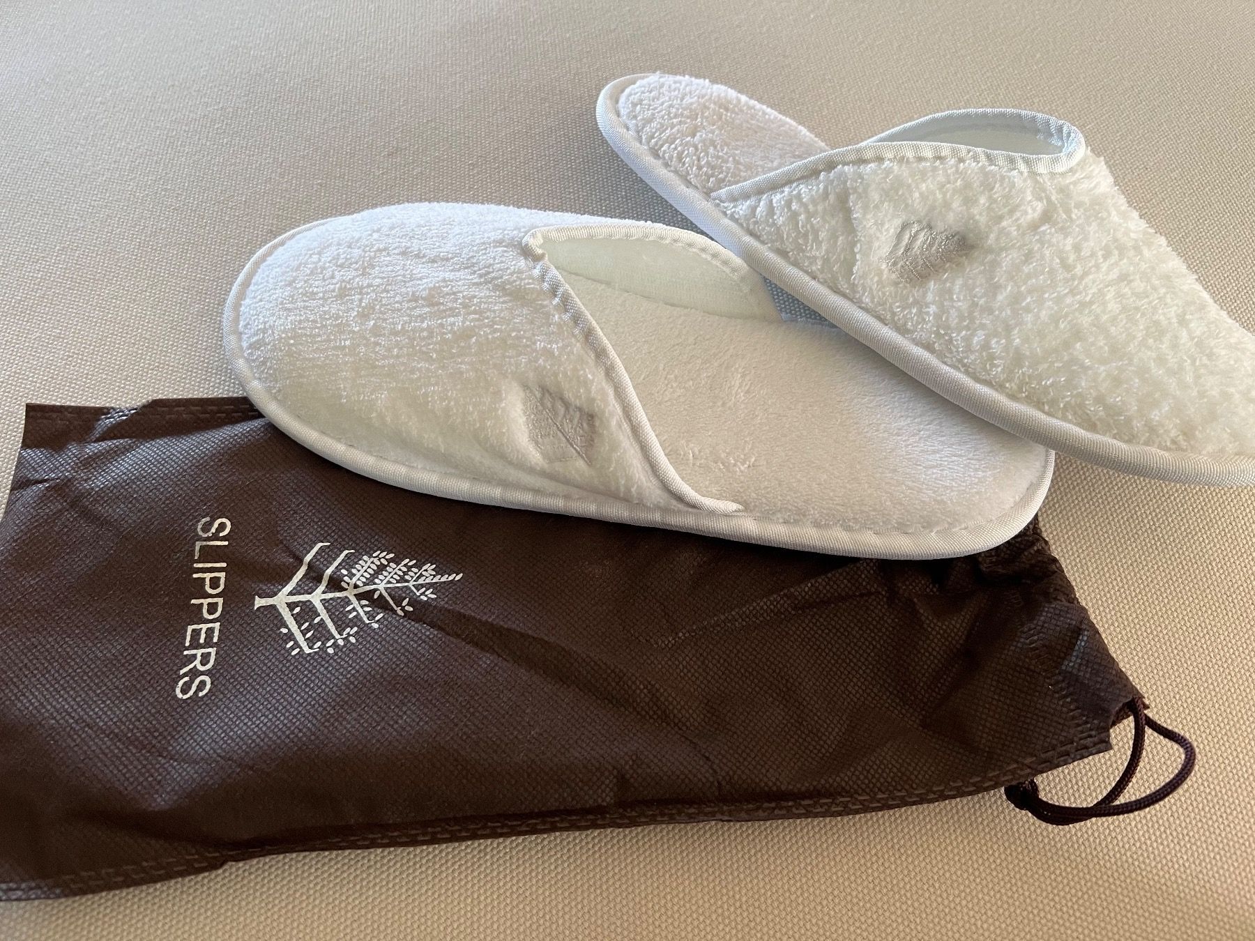 Scarpe da uomo: Finken Slippers weiss Grösse M – Nuovo e nell'imballaggio originale da Altendorf venduto da wqv_97 4