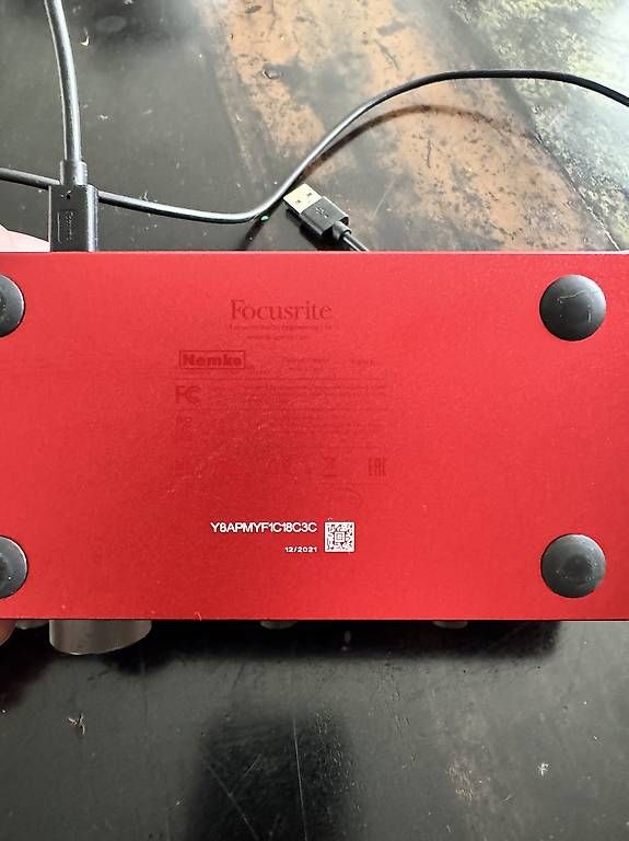 Equipement studio: Focusrite USB Soundkarte 2i2 – D'occasion à Balsthal par Kalii1 3