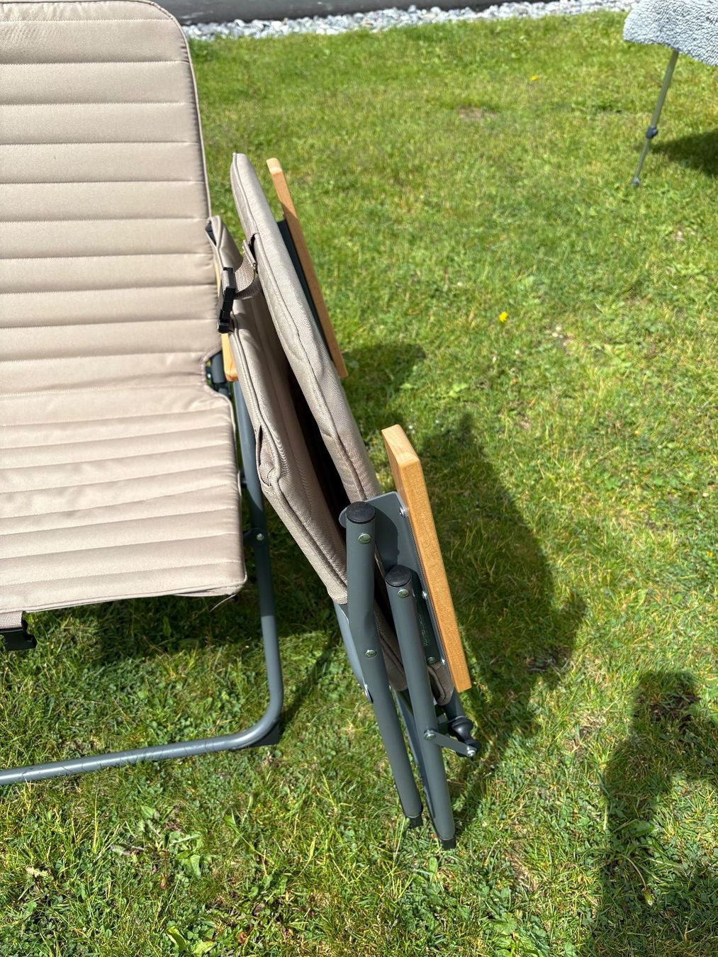 Stühle: Camping-/Gartenstühle (2 Stück) – Gebraucht aus Wetzikon ZH von XERA02 6