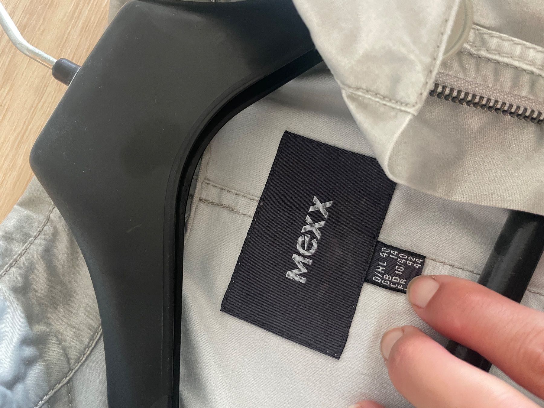 Vestes: Silber Jacke Gr. 40 Mexx – D'occasion à Volketswil par n_r_5gdf 3