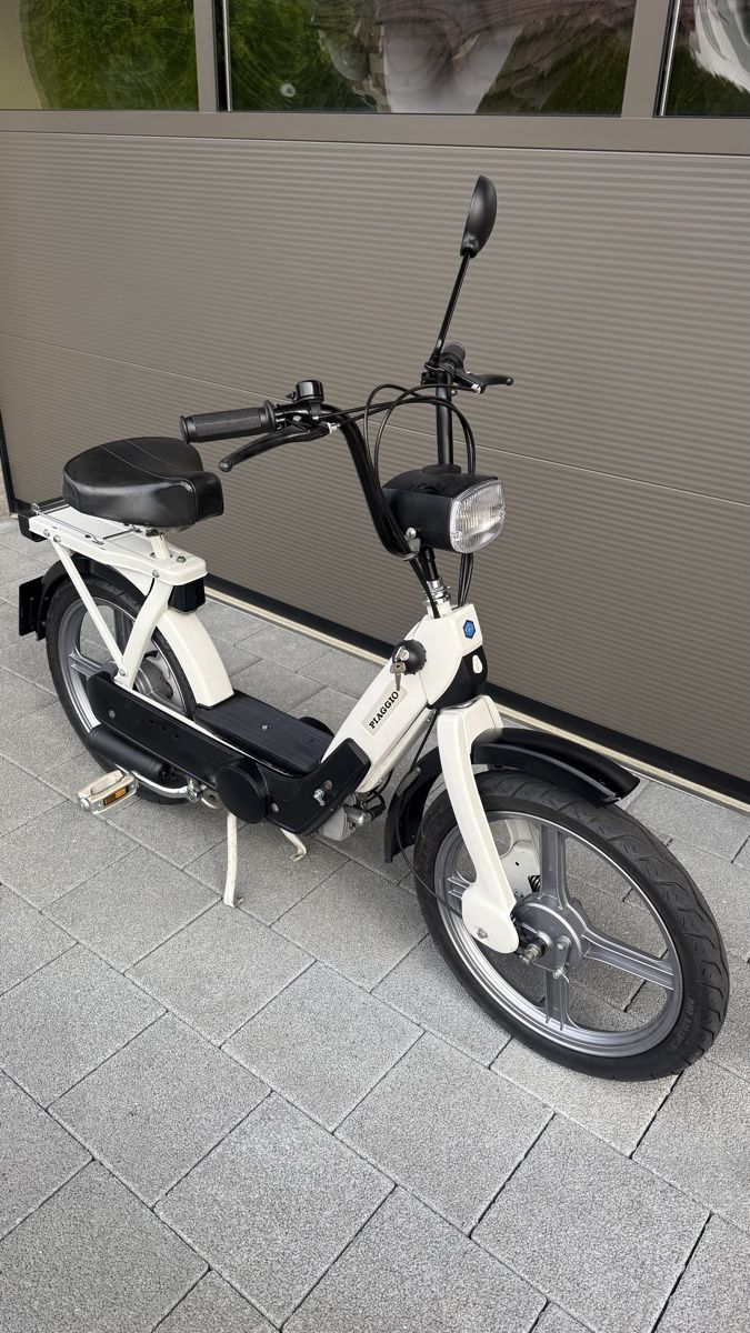 Piaggio Mofas: Piaggio Ciao komplett Restauriert – Neu (gemäss Beschreibung) aus oftringen von babanico