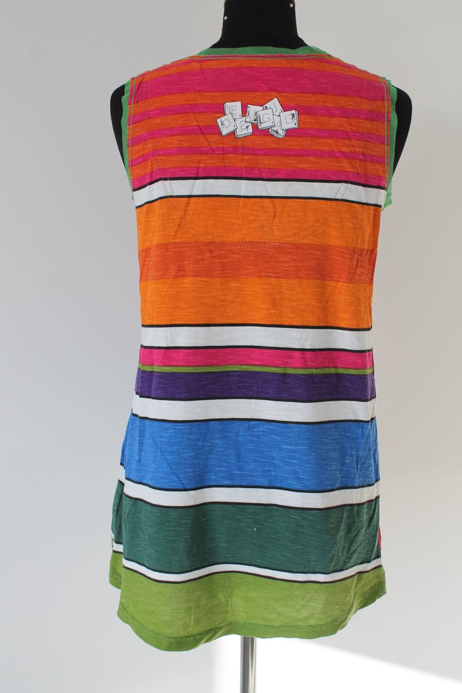 Desigual Tuniche: Tunique DESIGUAL taille L – Usato da Chez-le-Bart venduto da jasse 1