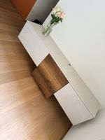 Moderne TV-Möbel Weiss mit Holzfront – Guter Zustand