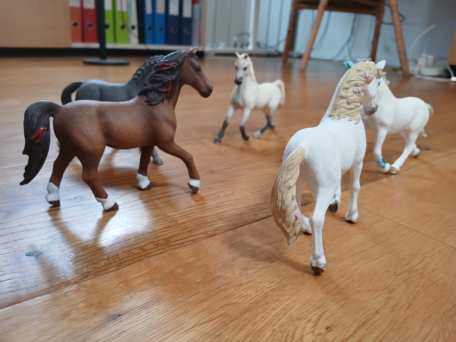Schleich Jouets: 5 SCHLEICH   PFERDE – D'occasion à Unterengstringen par Nincraft 2