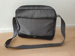 Stylische Herren Umhängetasche von Armani Jeans