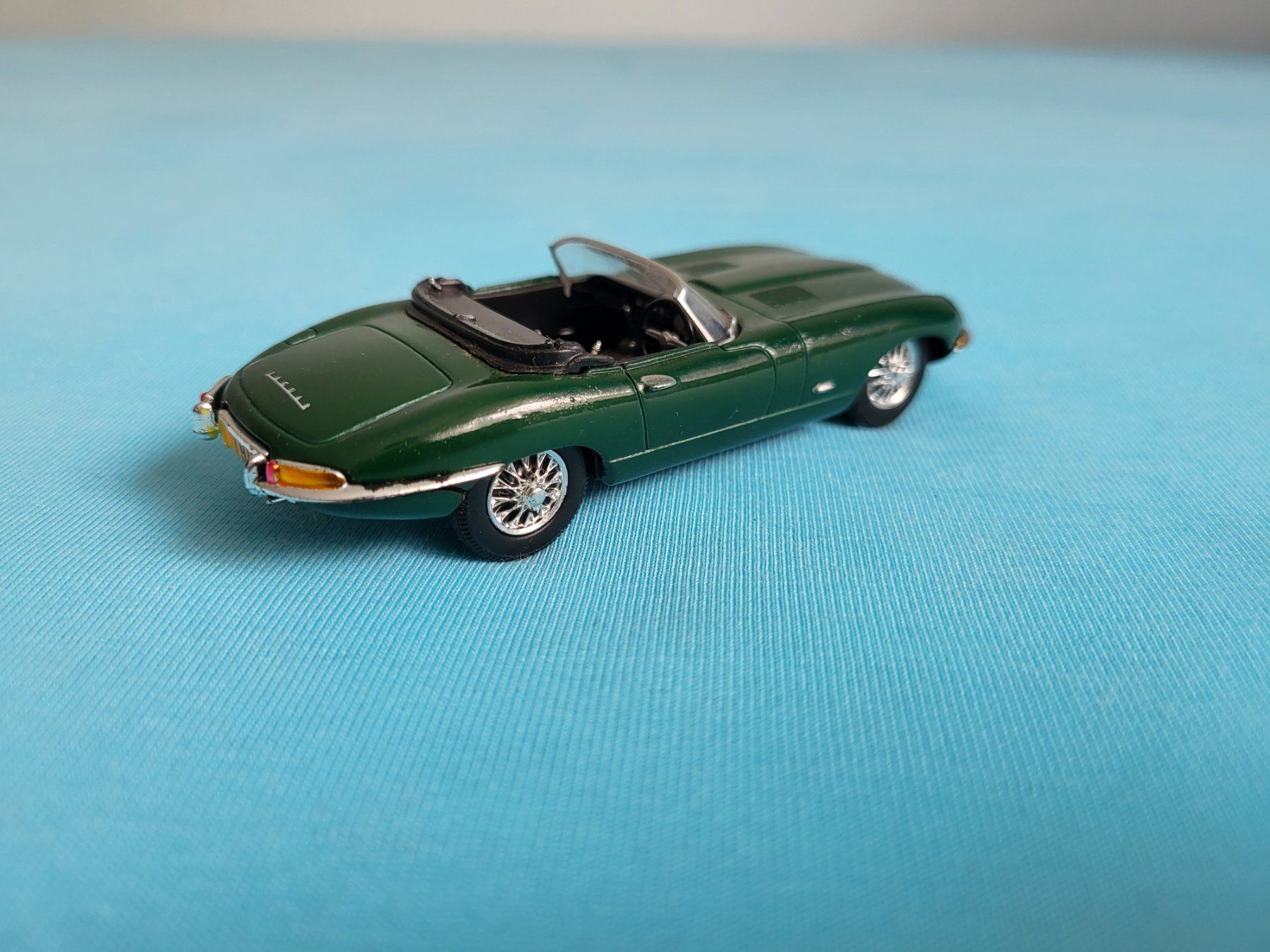 Jaguar Modellini d'auto: Jaguar E-Type Cabriolet, 1961 – Usato da Glattbrugg venduto da PhilKrill 7