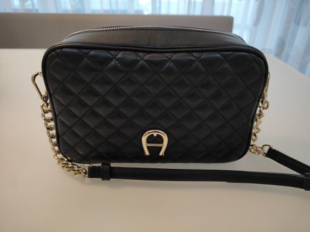 🎀Aigner Umhängetasche Schwarz Gold🎁