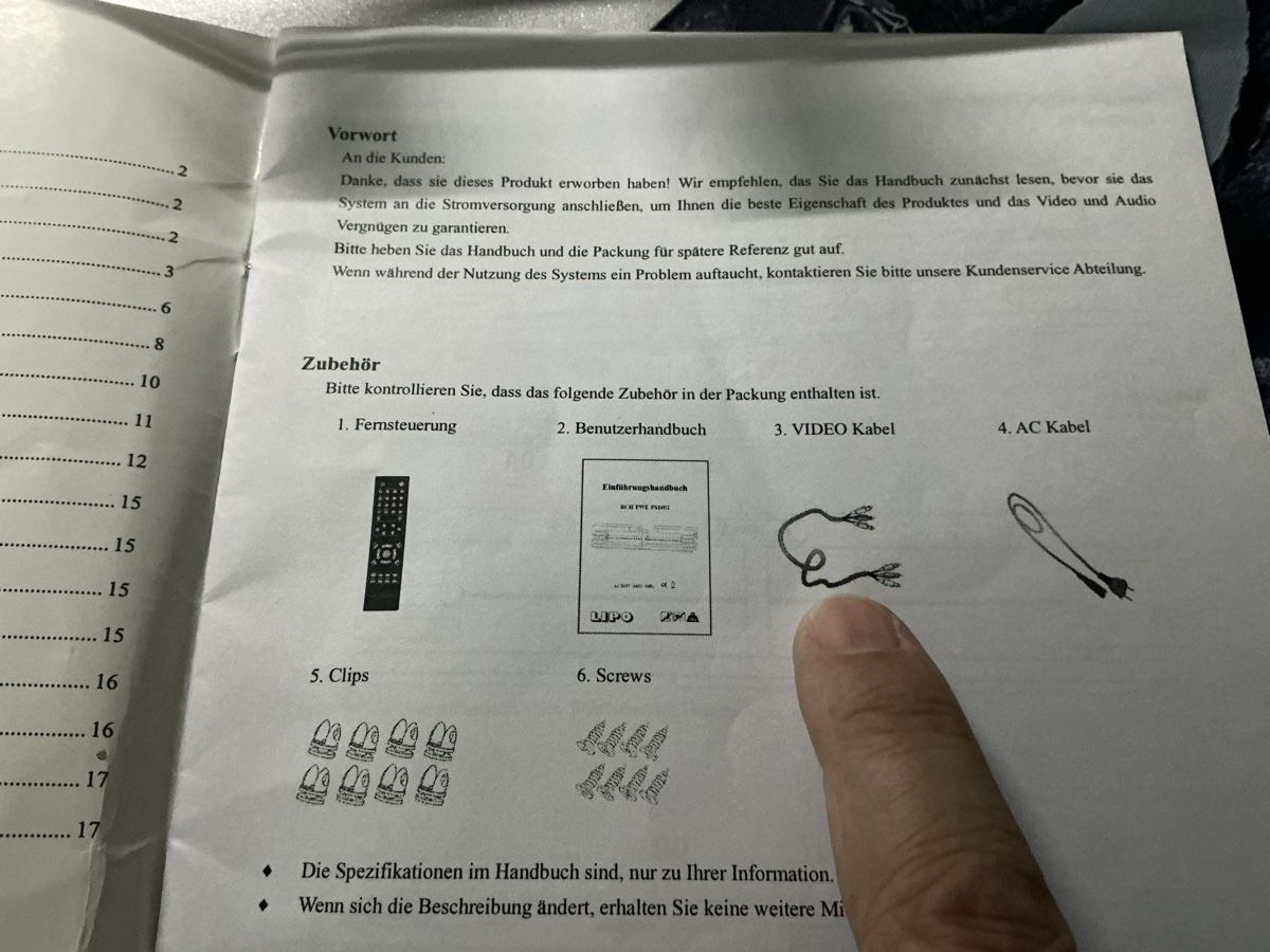 Mobili TV: Tv Gestell mit Boxen – Usato da Basel venduto da Ajscha7o1 5